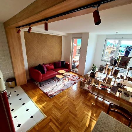 Lilly Dream Home Apartment Retro Back To 60S And 70S Sarajevo Exterior photo